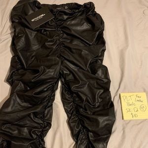 PLT scrunch leggings